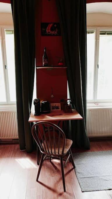 Sahara Studio With Shared Bathroom In City Centre Bratislava Bagian luar foto