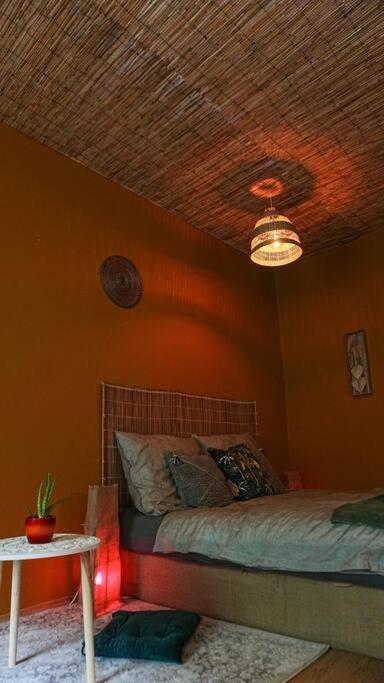 Sahara Studio With Shared Bathroom In City Centre Bratislava Bagian luar foto